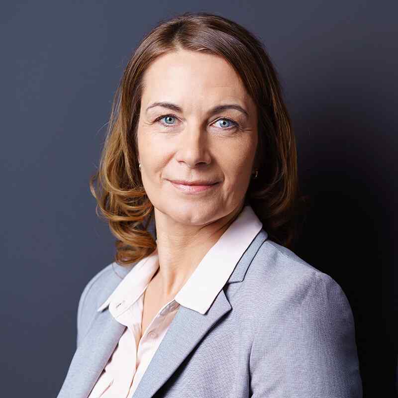 https://www.schwegler-rae.de/wp-content/uploads/2019/10/image_team_01.jpg