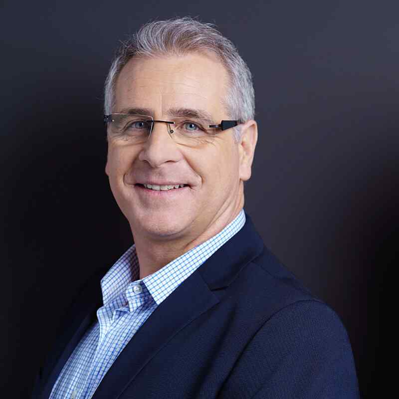https://www.schwegler-rae.de/wp-content/uploads/2019/10/image_team_02.jpg