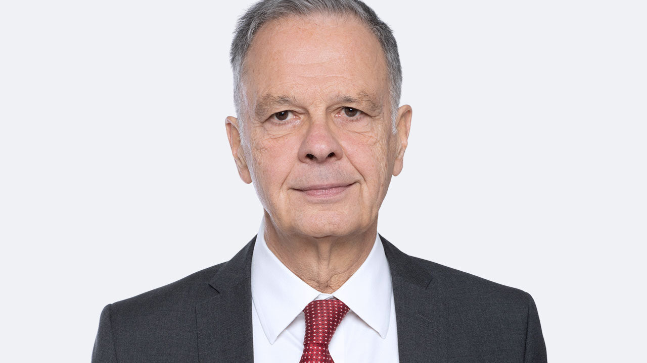 Dr. Michael Bachner